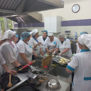 Instruirea practică a bucătarilor, bucătarilor auxiliari din Instituțiile de Educație Timpurie din subordinea DETS sectorul Centru